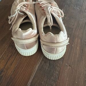 Kendall & Kylie Cream Sneakers with Chunky Sole